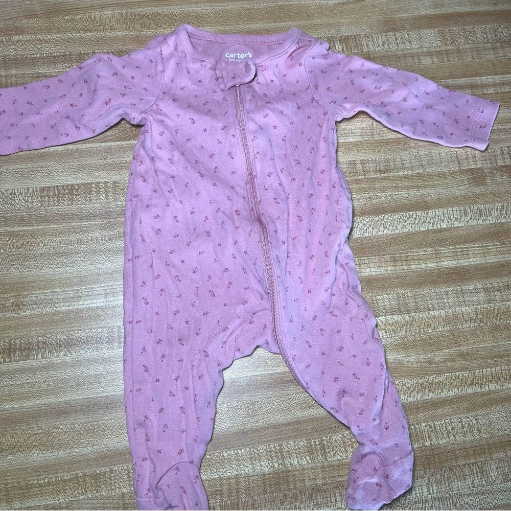 Assorted baby girls Pajamas/onesies Bundle - Picture 12 of 16